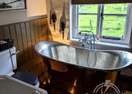 Grant Keddle Electrical - Bathroom Illumination