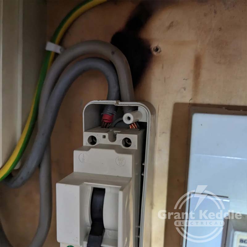 Projects-EICR-Fault-02 Grant Keddle Electrical - EICR Fault Finding